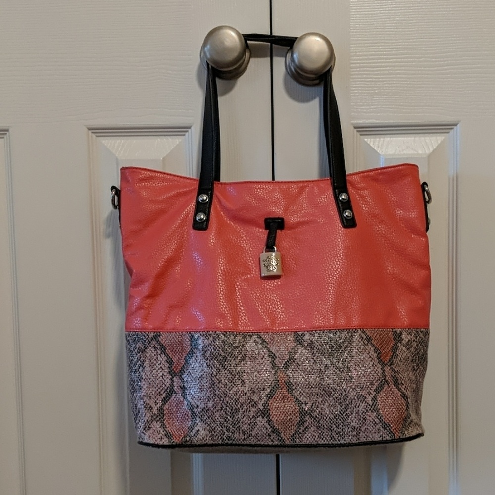 Jessica Simpson handbag purse